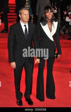 Vladislav Doronin et Naomi Campbell Royal World Premiere de Skyfall est tenue au Royal Albert Hall - Arrivées. Londres, Angleterre - 23.10.12 comprend : Vladislav Doronin et Naomi Campbell Où : London, Royaume-Uni Quand : 23 Oct 2012 Banque D'Images