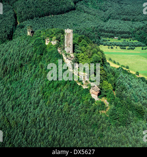 Ruines du château de Waldeck aérienne 14e siècle Moselle Lorraine France Banque D'Images