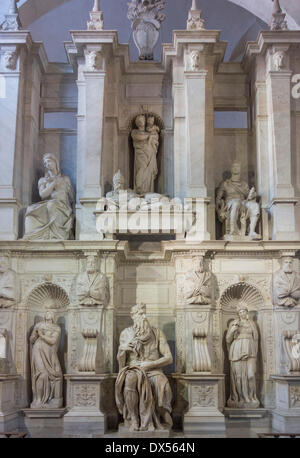 Tombeau du pape Jules II par Michel-Ange, Basilica di San Pietro in Vincoli, Rome, Latium, Italie Banque D'Images