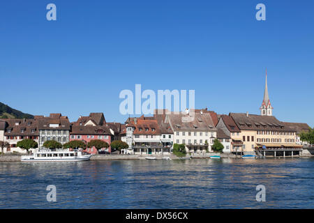 Rhin et de la vieille ville, Stein am Rhein, dans le canton de Schaffhouse, Suisse Banque D'Images