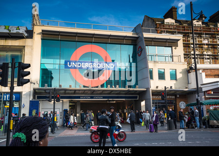 La station de métro de Brixton, Londres, UK Banque D'Images