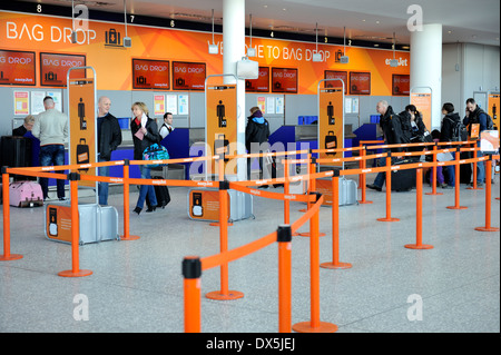 Bag Drop at airport Banque D'Images