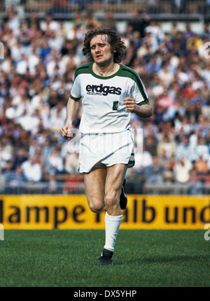 Football, Bundesliga, 1977/1978, stade du Rhin Duesseldorf, Borussia Moenchengladbach contre Borussia Dortmund 12:0, victoire éclatante du Borussia, scène du match, Allan Simonsen (MG) Banque D'Images