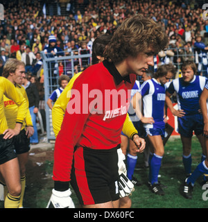 Football, Bundesliga, 1978-1979, stade an der Castroper Strasse, VfL Bochum contre Borussia Dortmund 4:1, l'exécution des équipes, d'avance keeper Eike Immel (BVB) Banque D'Images