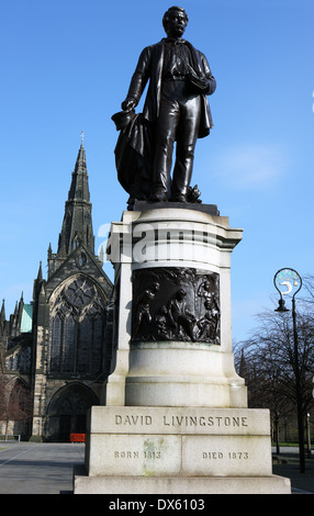 Statue de David Livingstone le missionnaire écossais à la place de la Cathédrale, près de la cathédrale de Glasgow en Ecosse Banque D'Images