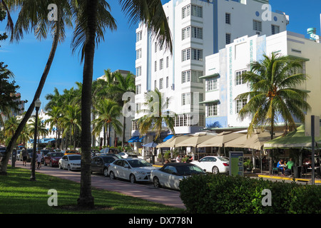Sur Ocean Drive Miami's South Beach Banque D'Images