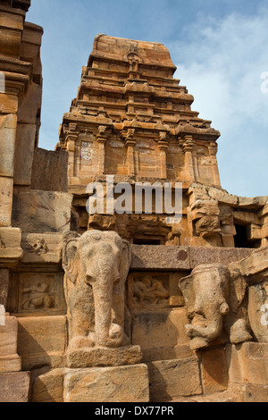 L'Inde,Asie,Karnataka Badami,supérieure Shivalaya Temple Banque D'Images