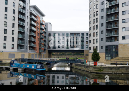 Nouveau Dock (anciennement Clarence Dock) est un develoUK.West Yorkshi Banque D'Images