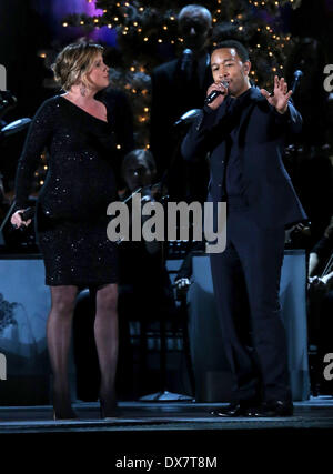 Jennifer Nettles et John Legend CMA 2012 Pays de Noël chez Bridgestone Arena Nashville, Tennessee - 03.11.12 comprend : Jen Banque D'Images