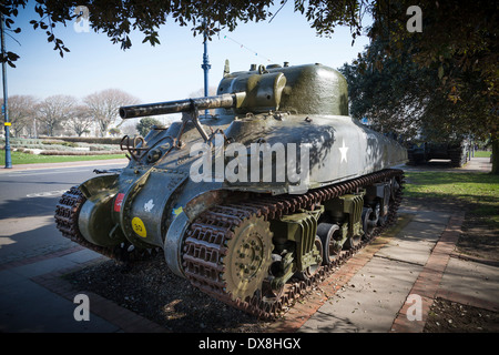 Sherman sur l'affichage à l'extérieur du D-Day Museum de Southsea. Banque D'Images