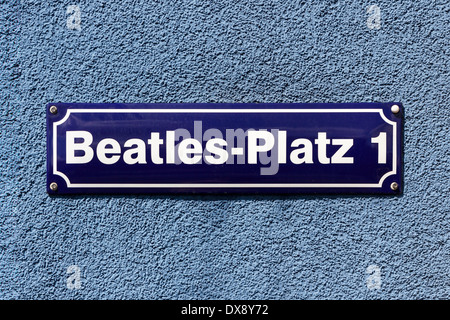 Plaque de rue Place des Beatles à l'angle de la Reeperbahn et Große Freiheit, au cœur du quartier rouge de Hambourg Banque D'Images