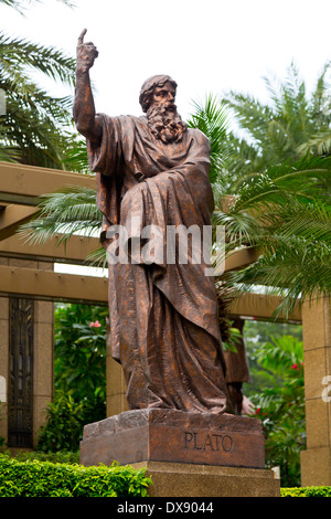 La Statue de Platon sur Parkview Square North Bridge Road à Singapour Banque D'Images