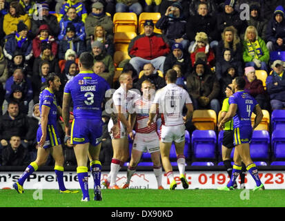 Warrington, Royaume-Uni. Mar 20, 2014. Liam Farrell de Wigan Warriors célèbre sa essayer lors de la Super League match entre Warrington Wolves v Wigan Warriors au stade Halliwell Jones. Credit : Action Plus Sport/Alamy Live News Banque D'Images