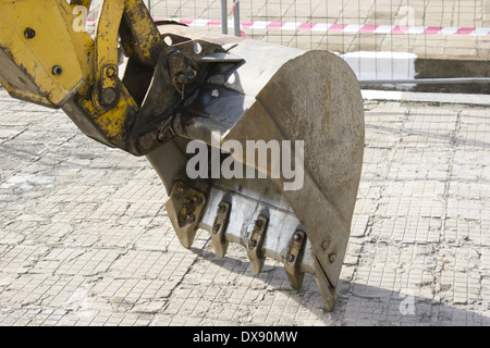 Machines de construction dans un site de construction ferroviaire. Banque D'Images