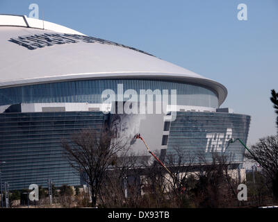 Arlington, TX, États-Unis d'Amérique . Mar 20, 2014. Printemps 2014 va être plein d'événements dans la région de North Texas. Tous les hôtels sont déjà réservés pour le premier week-end en avril, quand le Final Four NCAA Basket-ball tournoi a lieu en Amérique du Texas. Banque D'Images