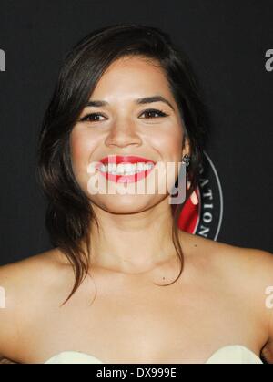 Los Angeles, CA, USA. Mar 20, 2014. America Ferrera aux arrivées de CESAR CHAVEZ Premiere, TCL Chinese 6 cinémas (autrefois Grauman's), Los Angeles, CA, 20 mars 2014. Credit : Elizabeth Goodenough/Everett Collection/Alamy Live News Banque D'Images