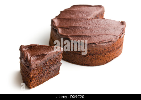 Moelleux au chocolat noir sur fond blanc Banque D'Images