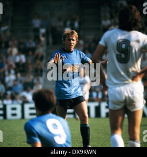 Football, Bundesliga, 1980-1981, stade de la Ruhr, Bochum contre l'Eintracht Francfort 2:0, scène du match, Josef Kaczor (VfL) Banque D'Images