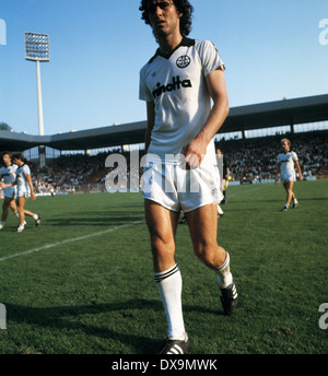 Football, Bundesliga, 1980-1981, stade de la Ruhr, Bochum contre l'Eintracht Francfort 2:0, fin de la partie, laissant, Bruno Pezzey (Eintracht) Banque D'Images