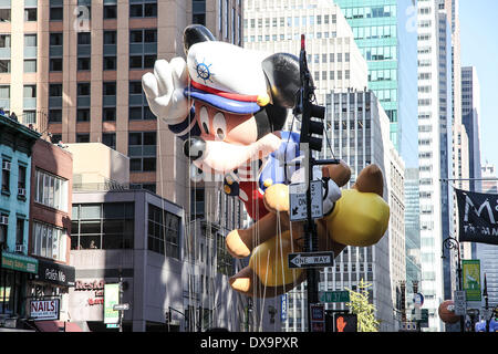 Micky Mouse 86e Congrès annuel de Macy's Thanksgiving Day Parade comprend : Micky Mouse Où : New York City, United States Quand : 22 Nov Banque D'Images