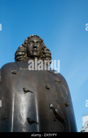 Baruch de Spinoza sculpture en bronze, Amsterdam Pays-Bas Banque D'Images