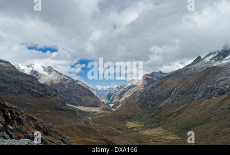 Voir l'Union de Paso Punta sur 4750m, Santa Cruz Trek, Pérou Banque D'Images