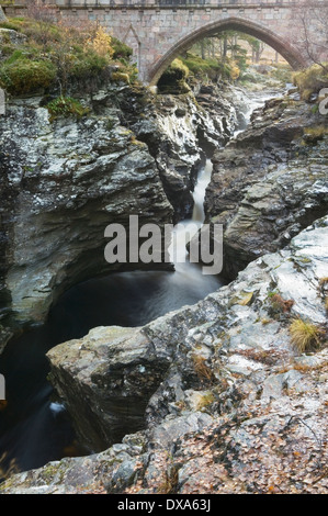 La Linn de Dee, près de Braemar, l'Aberdeenshire, en Écosse. Banque D'Images