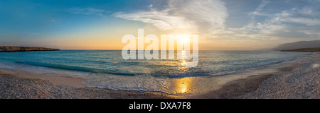 White Beach en Oman en sunset panorama Banque D'Images