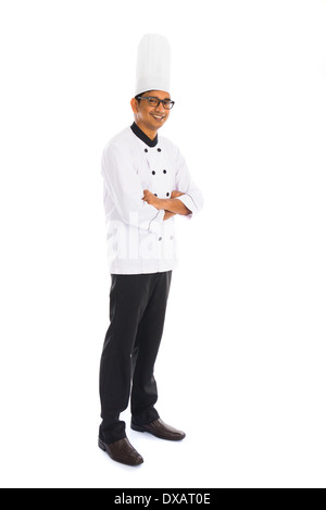 Male chef indien isolé sur fond blanc Banque D'Images