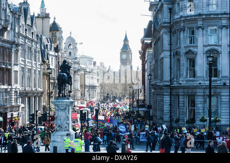 Londres, Royaume-Uni - 22 mars 2014 : les manifestants se réunissent à Londres pour célébrer l'Organisation des Nations Unies Journée internationale contre le racisme. Credit : Piero Cruciatti/Alamy Live News Banque D'Images