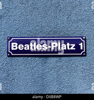 Plaque de rue Place des Beatles à l'angle de la Reeperbahn et Große Freiheit, au cœur du quartier rouge de Hambourg Banque D'Images