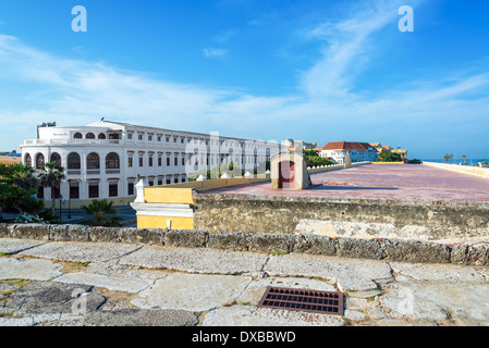Voir l'historique du centre colonial de Cartagena, Colombie, comme vu du haut de la muraille Banque D'Images