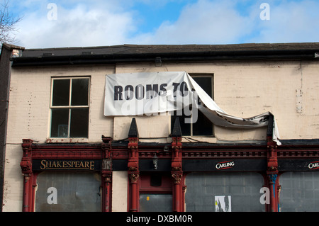 Pub fermé à Stratford Road, Sparkbrook, Birmingham, UK Banque D'Images