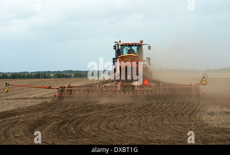 Un rapide Vaderstad perceuse 800s orge couture Banque D'Images