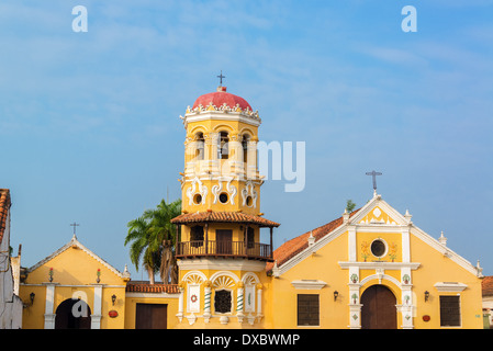 Église de Santa Barbara, une partie de l'UNESCO Centre du patrimoine mondial de Mompox, Colombie Banque D'Images