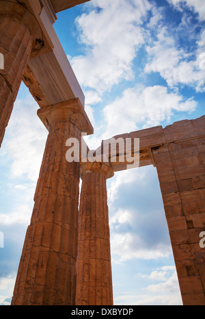 Parthénon fermer jusqu'à l'Acropole à Athènes, Grèce Banque D'Images