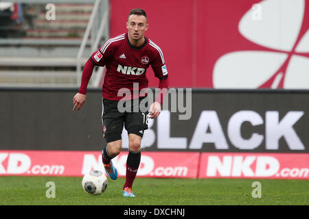 Nuremberg, Allemagne. Mar 23, 2014. Josip Drmic de Nuremberg en action au cours de la Bundesliga match de foot entre 1. FC Nuremberg et de l'Eintracht Frankfurt au Grundig Stadion à Nuremberg, Allemagne, 23 mars 2014. Photo : DANIEL KARMANN/dpa/Alamy Live News Banque D'Images