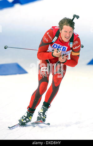 Oslo, Norvège. 24Th Mar, 2014. La Coupe du monde de Biathlon d'E.ON 2014Lars Berger de la Norvège est en compétition dans l'épreuve du 15 km départ groupé pendant la Coupe du Monde de biathlon à Holmenkollen à Oslo, Norvège. Credit : Action Plus Sport Images/Alamy Live News Banque D'Images