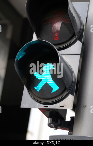 Feu de circulation, à pied sign Ampelmann, Berlin, Allemagne Banque D'Images