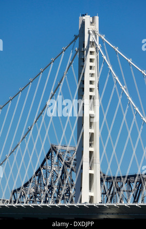 Remplacement de l'Est couvrent le pont de la Baie d'Oakland, San Francisco, Californie, USA Banque D'Images