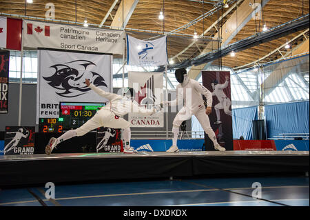 Ronde finale avec KAUTER (SUI) et NOVOSJOLOV (EST) à Vancouver Men's 2014 Grand Prix de l'épée à l'anneau olympique de Richmond Richmond (Colombie-Britannique) Canada le 23 mars 2014 . Photographe : Frank Pali Banque D'Images