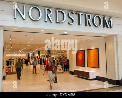 Ministère de l'entrée du magasin Nordstrom, International Plaza, Tampa, FL, USA Banque D'Images