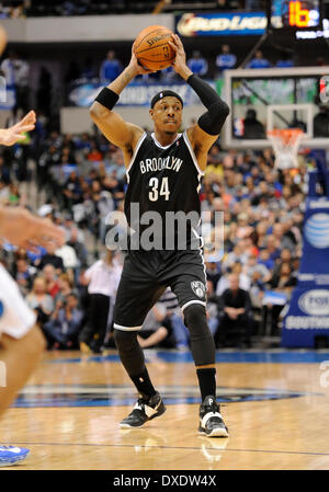 Dallas, Texas, USA. 23 mars 2014. Mar 23, 2014 Filets de Brooklyn : Paul Pierce # 34 lors d'un match de NBA entre les Brooklyn nets et les Dallas Mavericks à l'American Airlines Center de Dallas, TX Dallas battu Brooklyn Crédit : 107-104 Cal Sport Media/Alamy Live News Banque D'Images