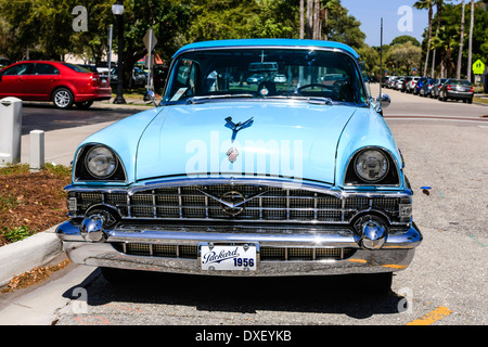 Pachard Four-Hundred 1956 American Automobile Banque D'Images