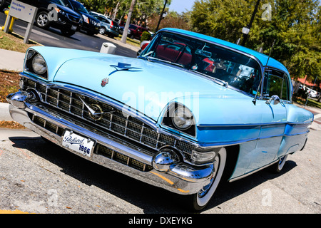 Pachard Four-Hundred 1956 American Automobile Banque D'Images