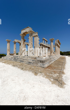 Côté ouest (arrière) du côté long du Temple ou l'AFEA Aegina Grèce Aphaia datant de 490 avant J.-C. Temple situé en haut Banque D'Images