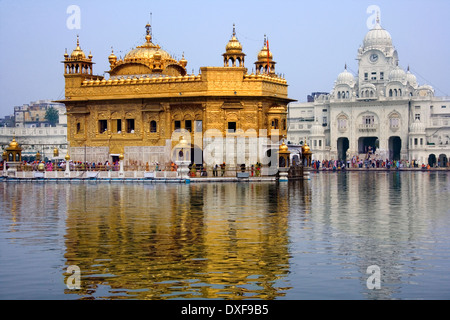 Golden Temple d'Amritsar dans la région du Pendjab dans le nord de l'Inde. Banque D'Images