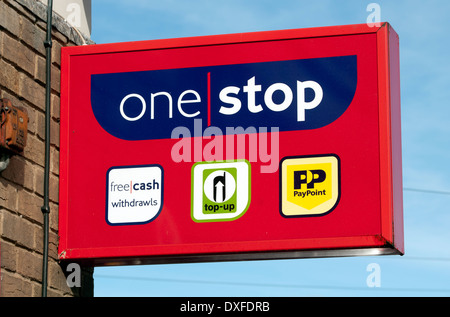 One Stop Shop sign, Warwick, Royaume-Uni Banque D'Images