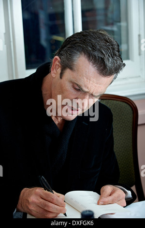 Déjeuner littéraire Oldie 11/06/13, Rupert Everett Banque D'Images