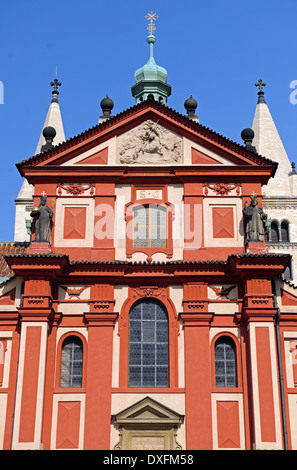 La Basilique St George, le château de Prague, Prague, Bohême, République Tchèque Banque D'Images